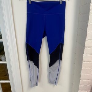 Zone High-Waisted Legging Iris/Abyss/Powder Blue. Size M